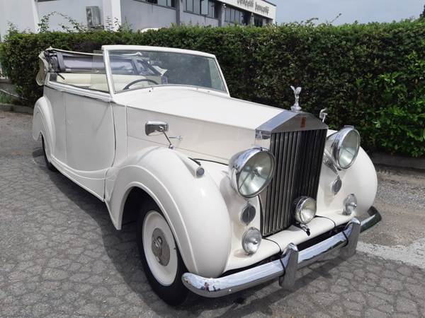 Noleggio Rolls Royce-Noleggio Limousine Roma