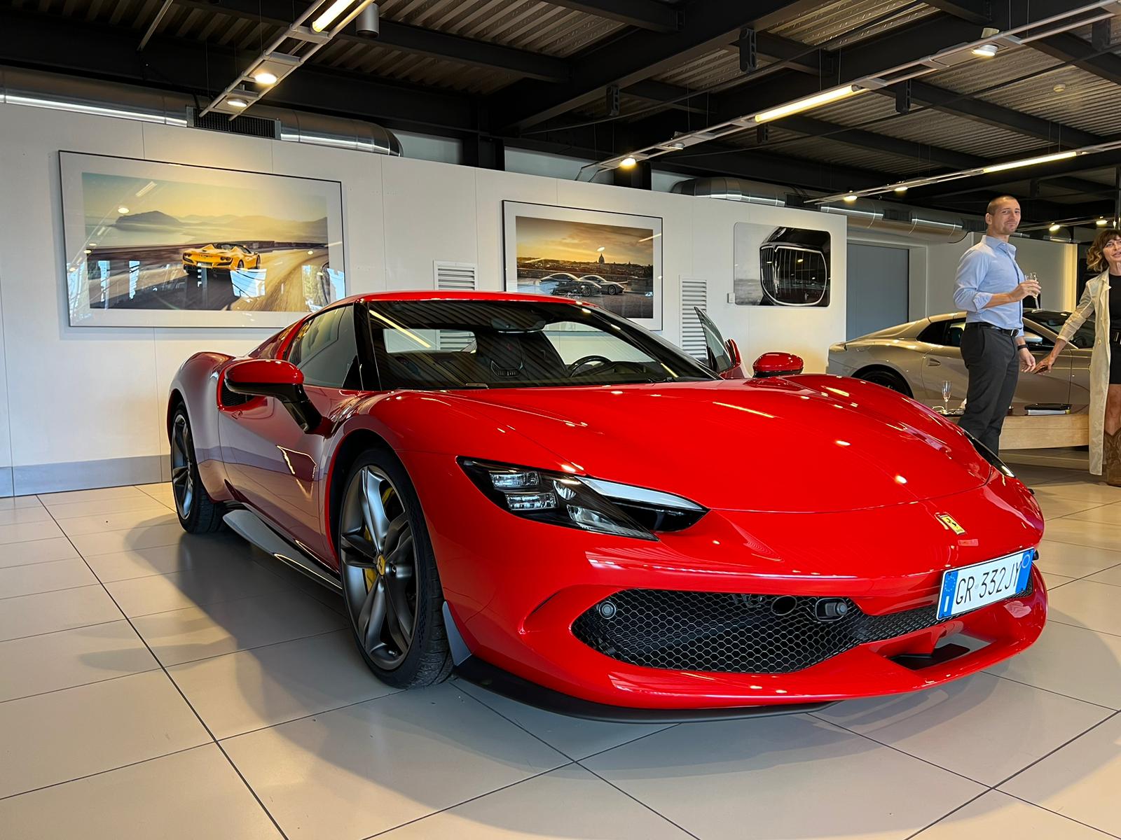 Autonoleggio Ferrari-Noleggio Ferrari 296 GTB