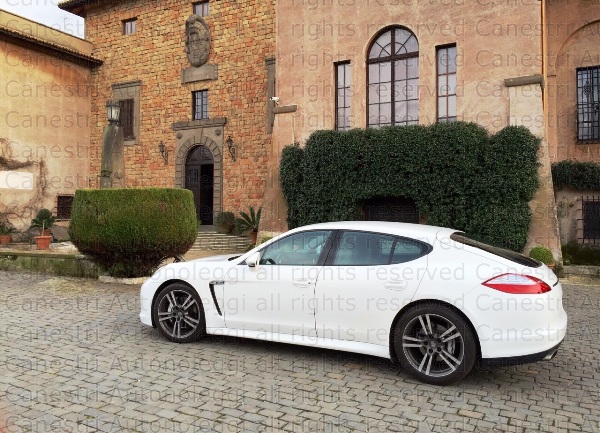 Autonoleggio Porsche-Noleggio Limousine Roma